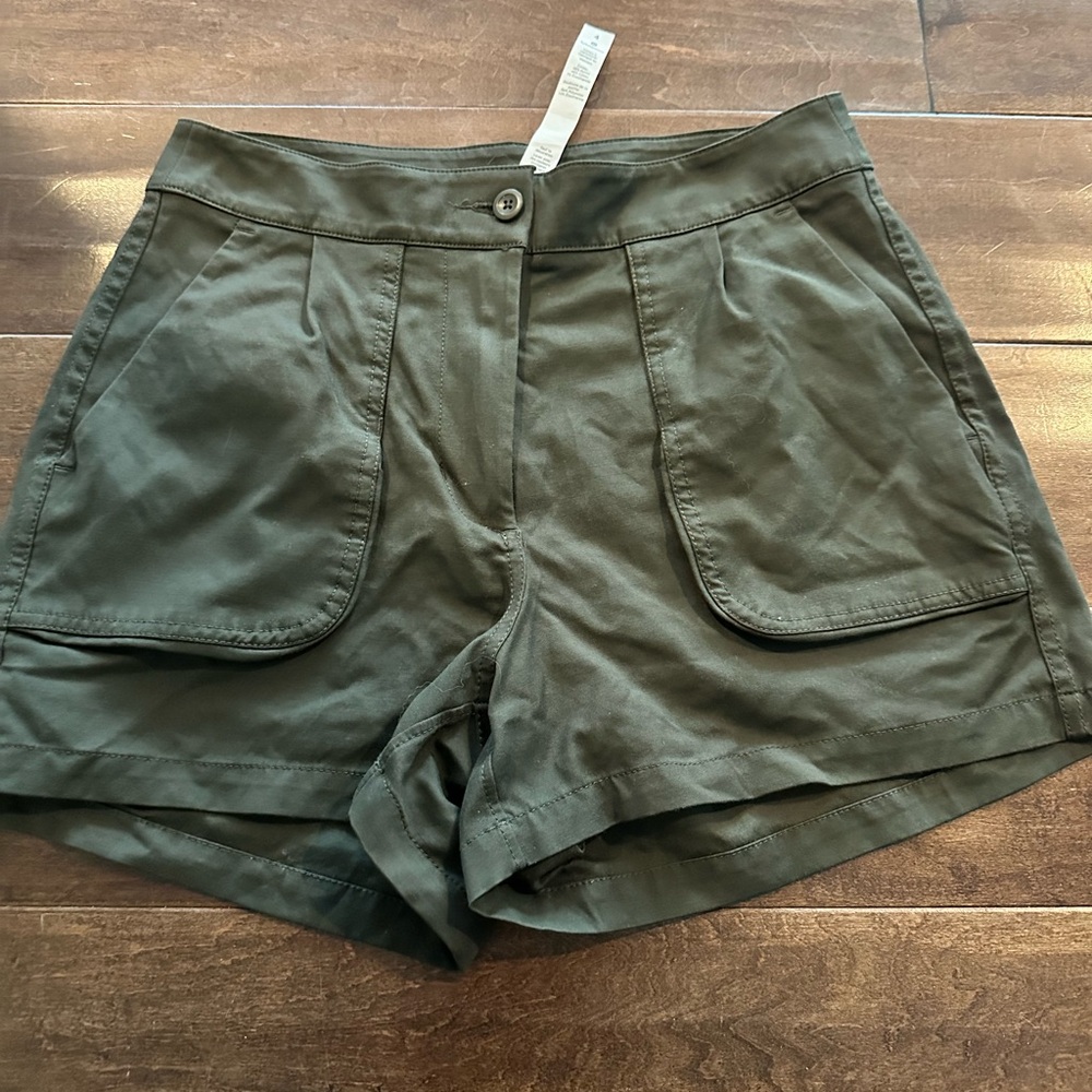Lululemon Athletica Olive Cargo Shorts